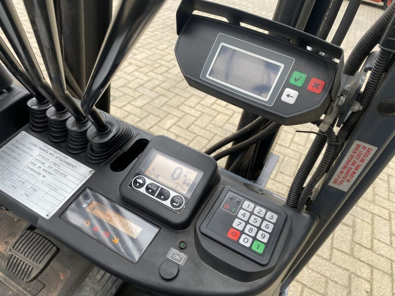 Treibgasstapler Toyota 8FGCU25 2.5 ton Duplex Sideshift LPG Heftruck: das Bild 10