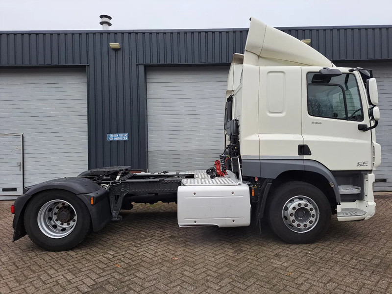 DAF CF NL TREKKER, MANUEL GEAR, LOW KM - Sattelzugmaschine: das Bild 3 DAF CF NL TREKKER, MANUEL GEAR, LOW KM - Sattelzugmaschine: das Bild 3