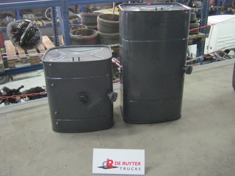 DAF Brandstoftanks voor LF - Kraftstoffaufbereitung/ Kraftstoffförderung: das Bild 3 DAF Brandstoftanks voor LF - Kraftstoffaufbereitung/ Kraftstoffförderung: das Bild 3