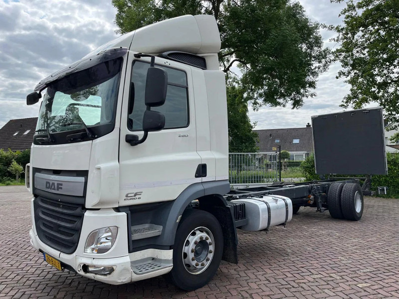 DAF CF 260 CF 260 FA CHASSIS CABINE EURO 6 - Fahrgestell LKW: das Bild 5 DAF CF 260 CF 260 FA CHASSIS CABINE EURO 6 - Fahrgestell LKW: das Bild 5