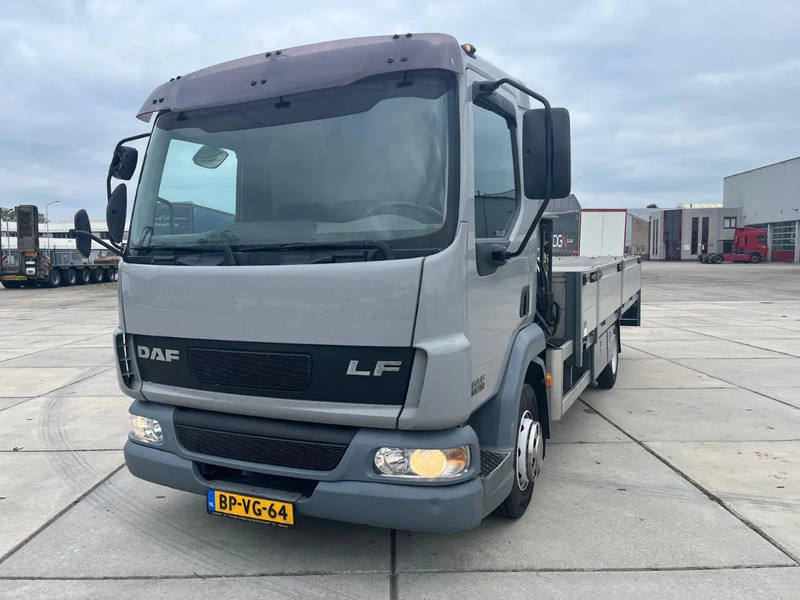 DAF LF 45 FA - Autokran: das Bild 1 DAF LF 45 FA - Autokran: das Bild 1