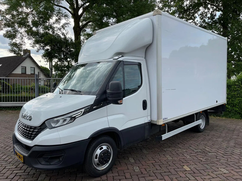 Iveco Daily 35C16 Achterdeuren (15 diverse modellen op voorraad) - Koffer Transporter, Transporter mit Doppelkabine: das Bild 1 Iveco Daily 35C16 Achterdeuren (15 diverse modellen op voorraad) - Koffer Transporter, Transporter mit Doppelkabine: das Bild 1