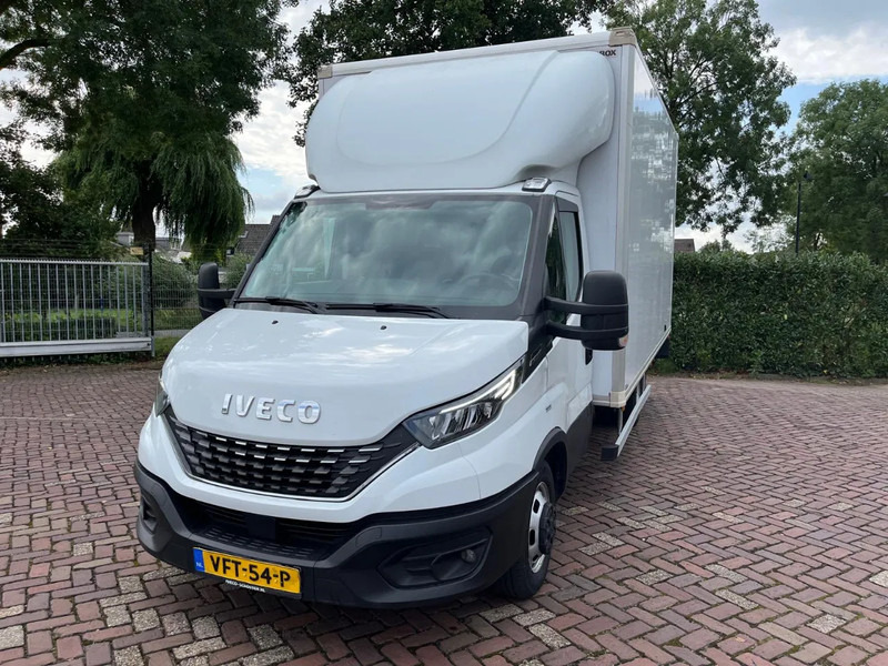 Iveco Daily 35C16 Achterdeuren (15 diverse modellen op voorraad) - Koffer Transporter, Transporter mit Doppelkabine: das Bild 2 Iveco Daily 35C16 Achterdeuren (15 diverse modellen op voorraad) - Koffer Transporter, Transporter mit Doppelkabine: das Bild 2