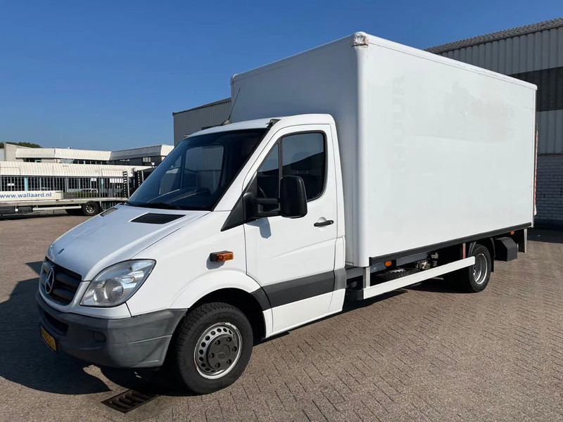 Mercedes-Benz Sprinter 513 2.2 CDI - Koffer Transporter, Transporter mit Doppelkabine: das Bild 1 Mercedes-Benz Sprinter 513 2.2 CDI - Koffer Transporter, Transporter mit Doppelkabine: das Bild 1