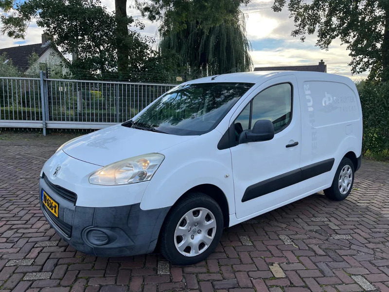 Peugeot Partner 120 1.6 HDI (motorstoring. Maximale snelheid 70 km per uur) - Kleintransporter: das Bild 1 Peugeot Partner 120 1.6 HDI (motorstoring. Maximale snelheid 70 km per uur) - Kleintransporter: das Bild 1