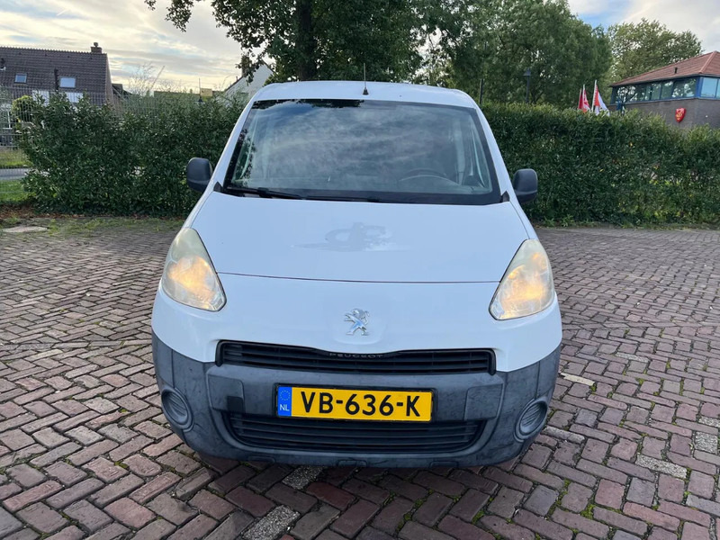 Peugeot Partner 120 1.6 HDI (motorstoring. Maximale snelheid 70 km per uur) - Kleintransporter: das Bild 3 Peugeot Partner 120 1.6 HDI (motorstoring. Maximale snelheid 70 km per uur) - Kleintransporter: das Bild 3