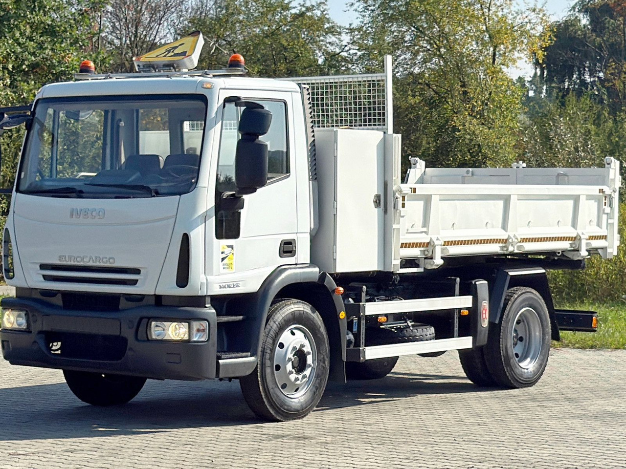 Iveco EUROCARGO 140E22* KIPPER 5,00 m* TOPZUSTAND - Kipper: das Bild 5 Iveco EUROCARGO 140E22* KIPPER 5,00 m* TOPZUSTAND - Kipper: das Bild 5