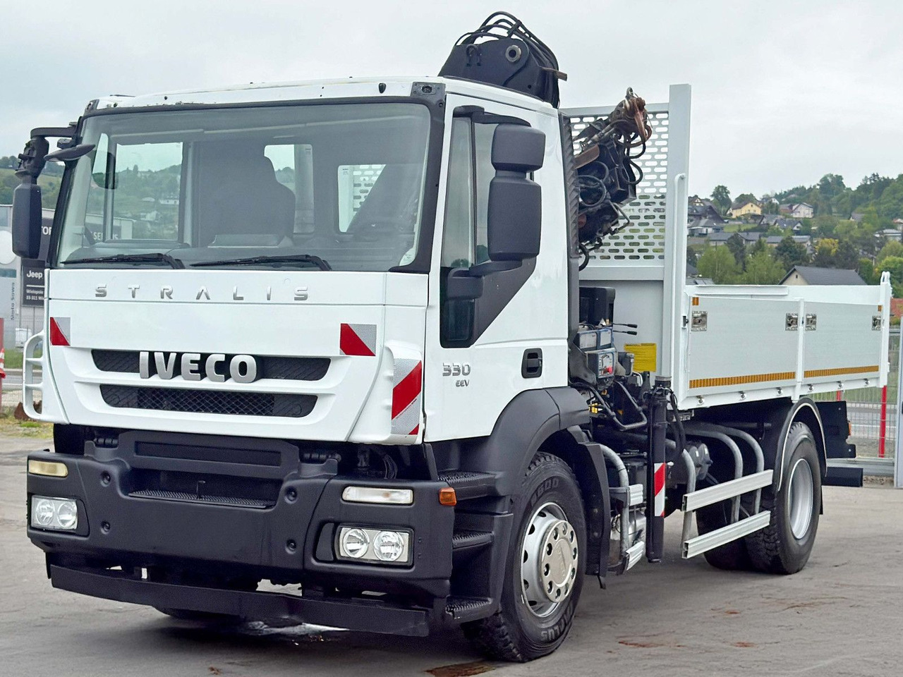Iveco STRALIS 330 *HIAB 144 BS-3 HIDUO* TOPZUSTAND - Kipper, Autokran: das Bild 3 Iveco STRALIS 330 *HIAB 144 BS-3 HIDUO* TOPZUSTAND - Kipper, Autokran: das Bild 3