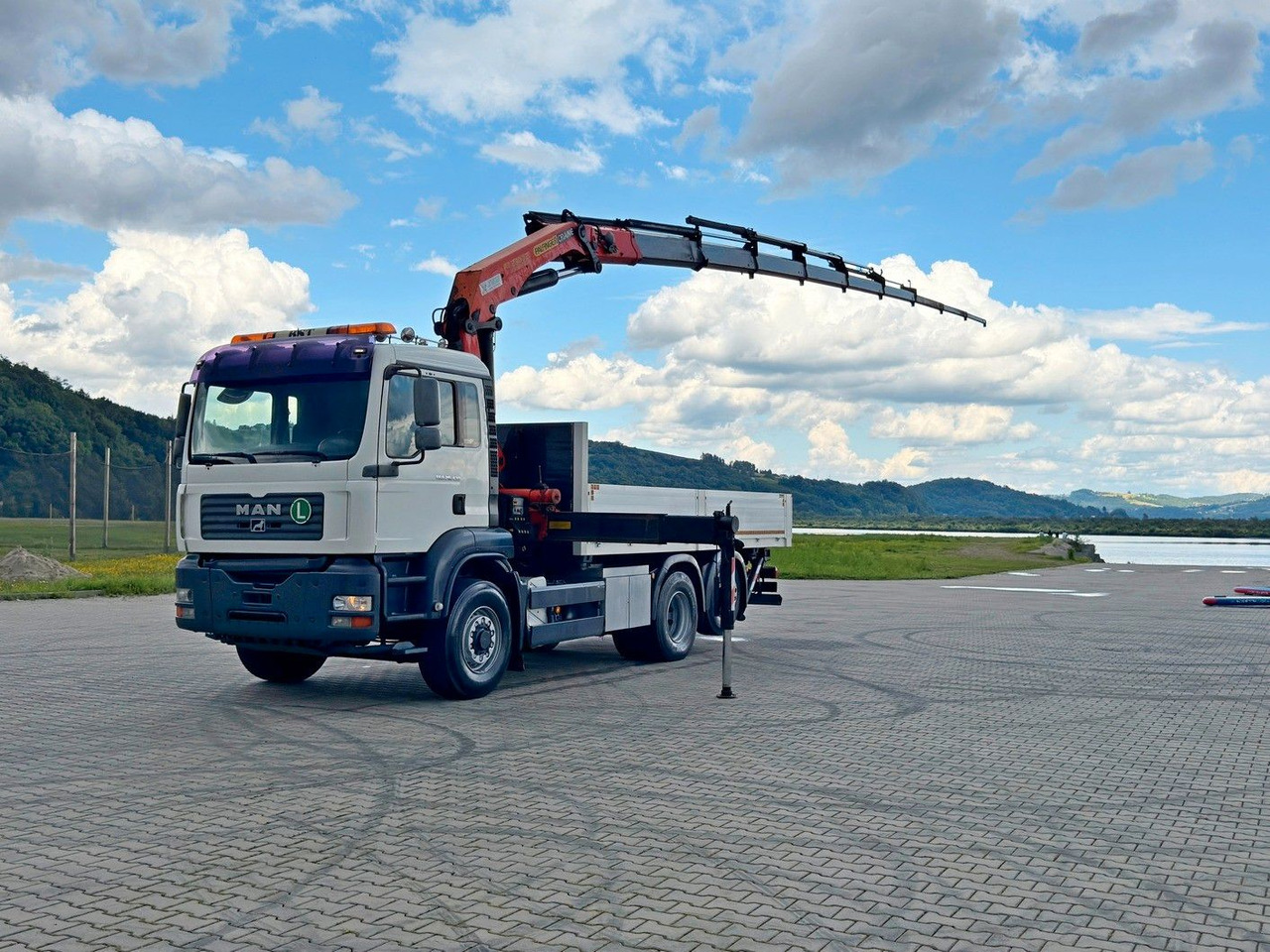 MAN TGA 26.430 Pritsche 5,50m + KRAN+ FUNK/6-4H2 MAN TGA 26.430 * PK 23002 + FUNK/6-4H2 - Autokran: das Bild 2 MAN TGA 26.430 Pritsche 5,50m + KRAN+ FUNK/6-4H2 MAN TGA 26.430 * PK 23002 + FUNK/6-4H2 - Autokran: das Bild 2