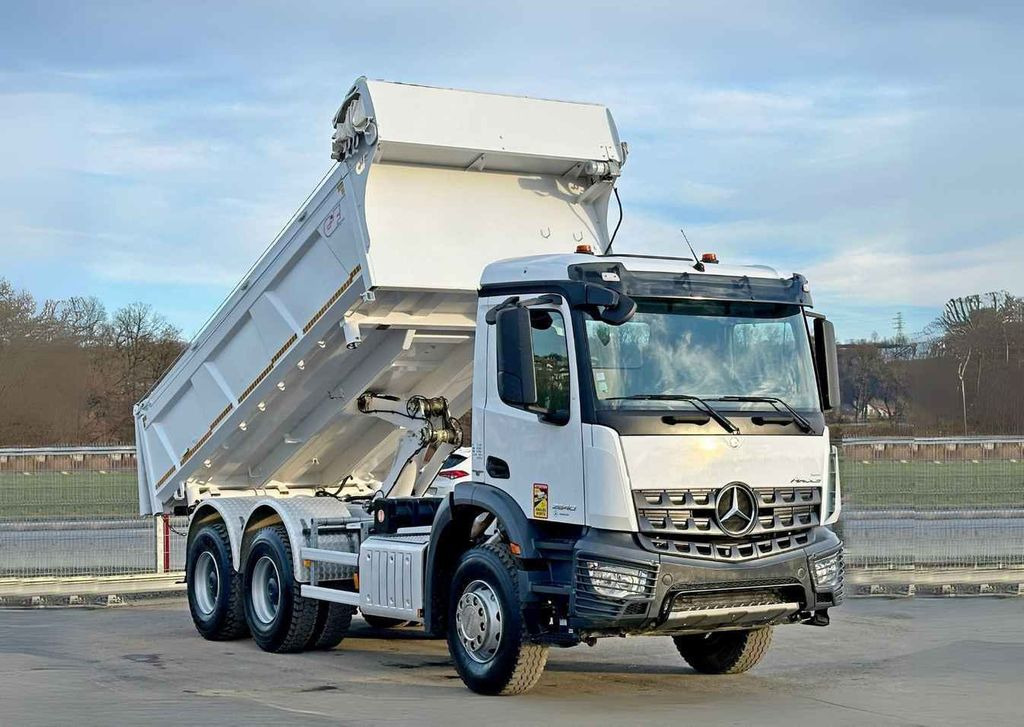 Mercedes-Benz AROCS 3240* KIPPER 5,10 + BORDMATIC / 6x4 - Kipper: das Bild 1 Mercedes-Benz AROCS 3240* KIPPER 5,10 + BORDMATIC / 6x4 - Kipper: das Bild 1