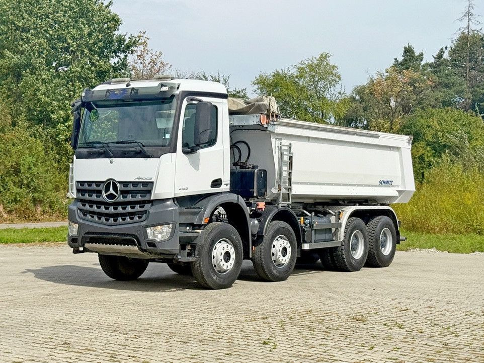 Mercedes-Benz AROCS 4142* KIPPER / 8x4 * TOPZUSTAND - Kipper: das Bild 2 Mercedes-Benz AROCS 4142* KIPPER / 8x4 * TOPZUSTAND - Kipper: das Bild 2