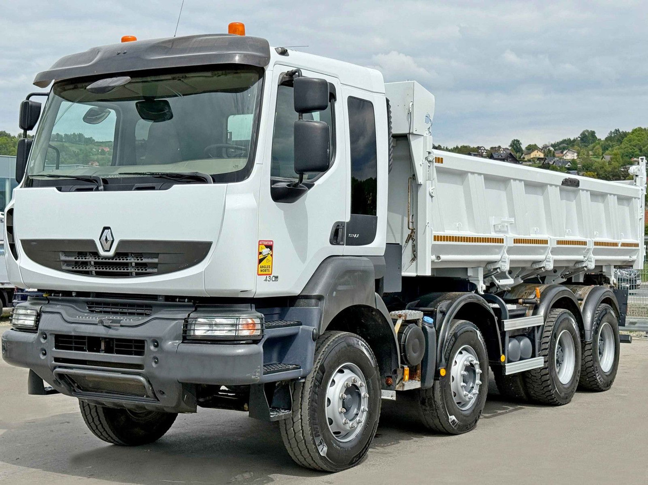 Renault KERAX 430 DXI * KIPPER 6,00 m / 8x4 * TOP - Kipper, Autokran: das Bild 2 Renault KERAX 430 DXI * KIPPER 6,00 m / 8x4 * TOP - Kipper, Autokran: das Bild 2