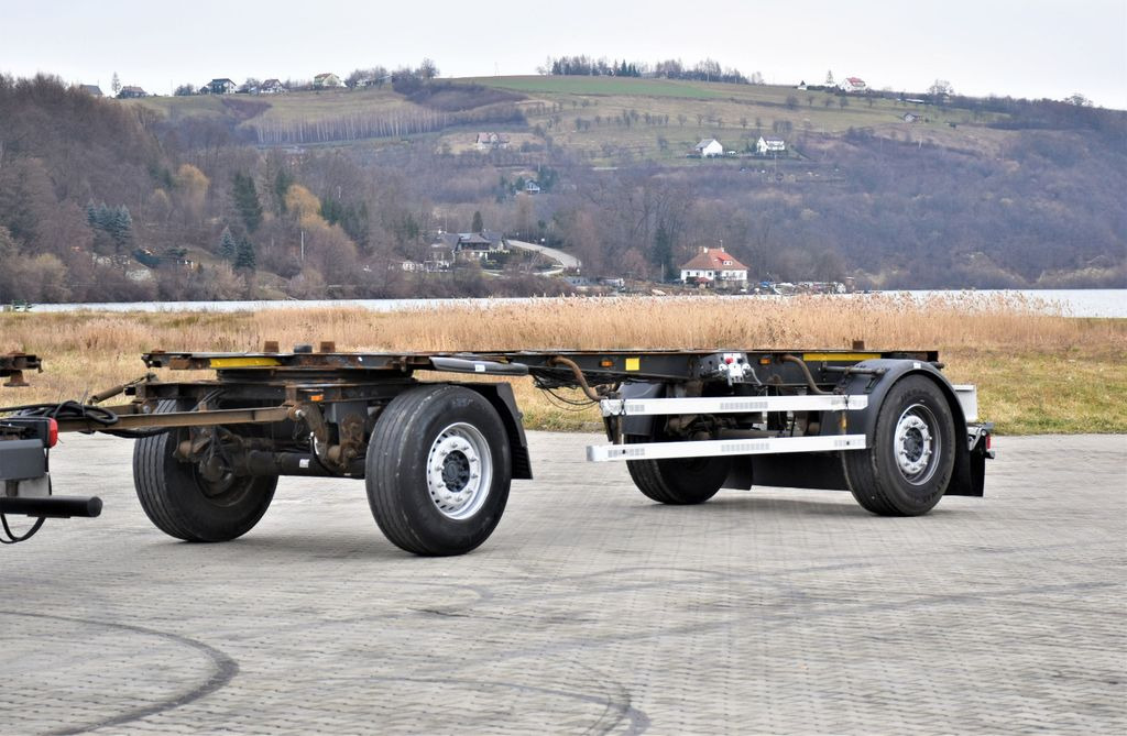 Schmitz Cargobull Anhänger 6,90m * TOPZUSTAND ! - Fahrgestell Anhänger: das Bild 1 Schmitz Cargobull Anhänger 6,90m * TOPZUSTAND ! - Fahrgestell Anhänger: das Bild 1