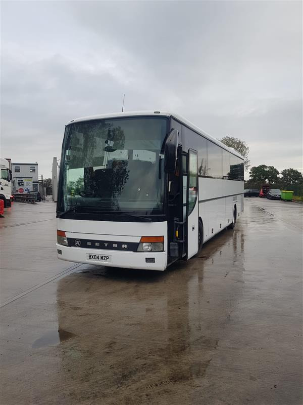 Reisebus 2004 Setra 315 GT 49 Seat coach, MOT November, 6 cylinder, 6 speed manual, excellent runner.: das Bild 10