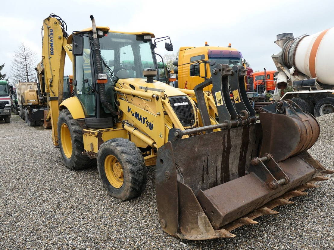 Komatsu WB 97-5 - Baggerlader: das Bild 3 Komatsu WB 97-5 - Baggerlader: das Bild 3