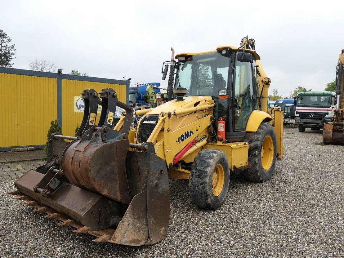 Komatsu WB 97-5 - Baggerlader: das Bild 2 Komatsu WB 97-5 - Baggerlader: das Bild 2