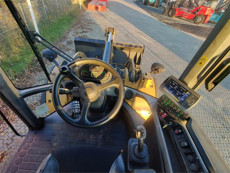 Baumaschine Cat 924K: das Bild 9
