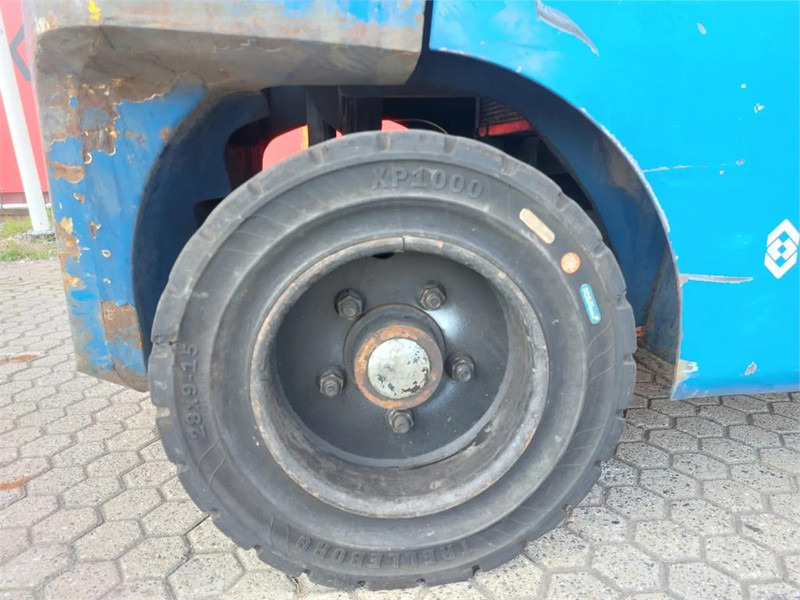 Dieselstapler Hyster H5.5FT: das Bild 12 Dieselstapler Hyster H5.5FT: das Bild 12