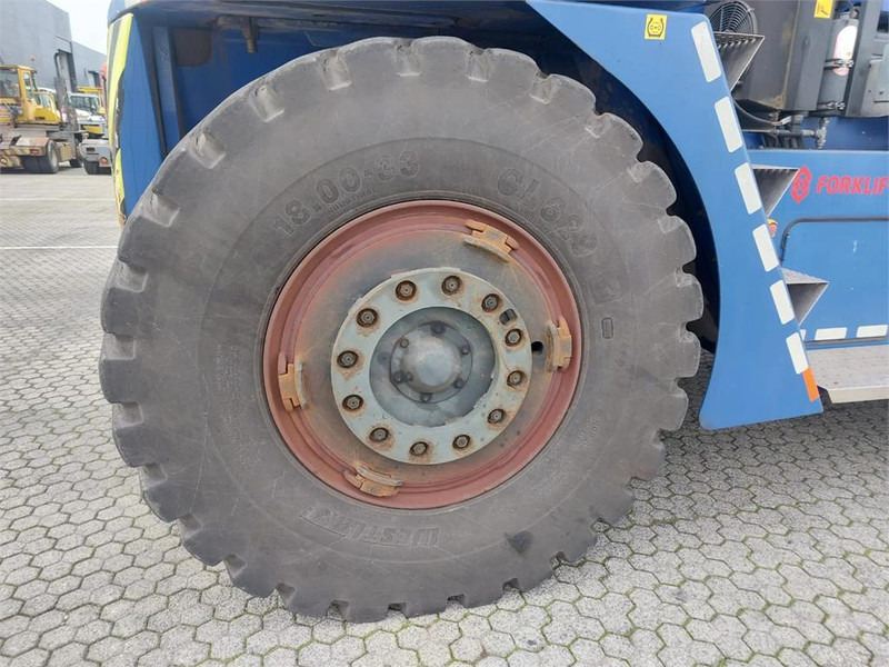 Reach stacker KONECRANES SMV 4531 CC5: das Bild 16