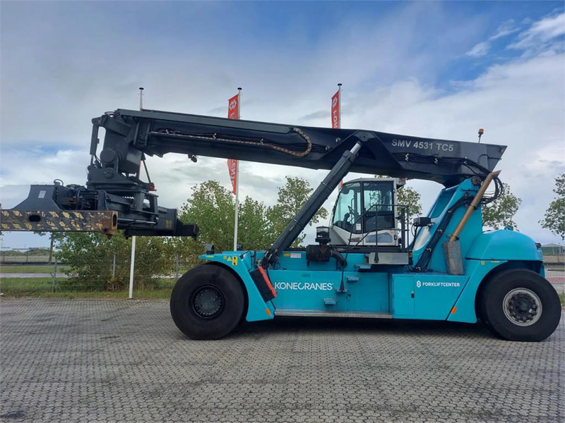 KONECRANES SMV 4531 TC5 - Reach stacker: das Bild 2 KONECRANES SMV 4531 TC5 - Reach stacker: das Bild 2