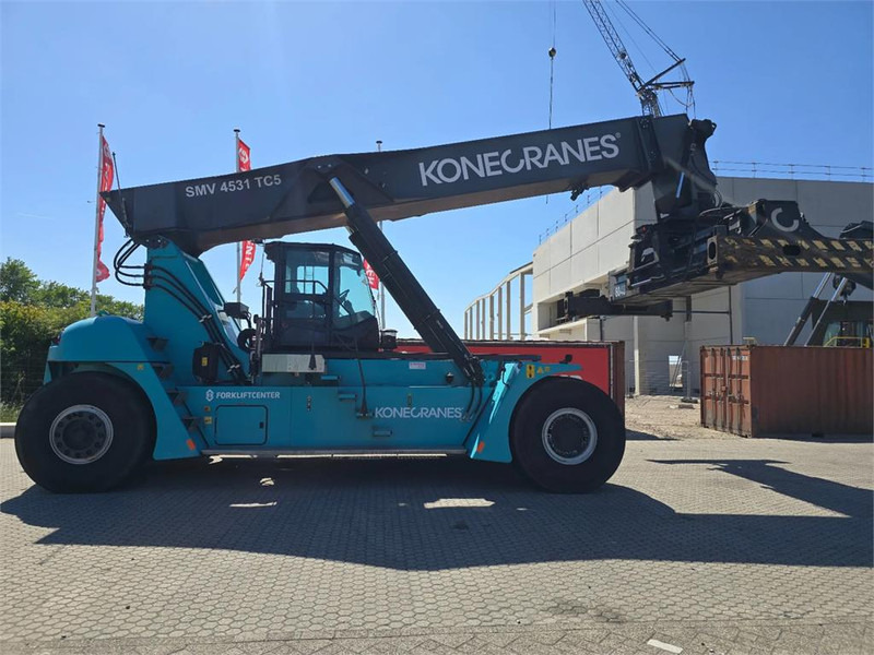 KONECRANES SMV 4531 TC5 - Reach stacker: das Bild 1 KONECRANES SMV 4531 TC5 - Reach stacker: das Bild 1