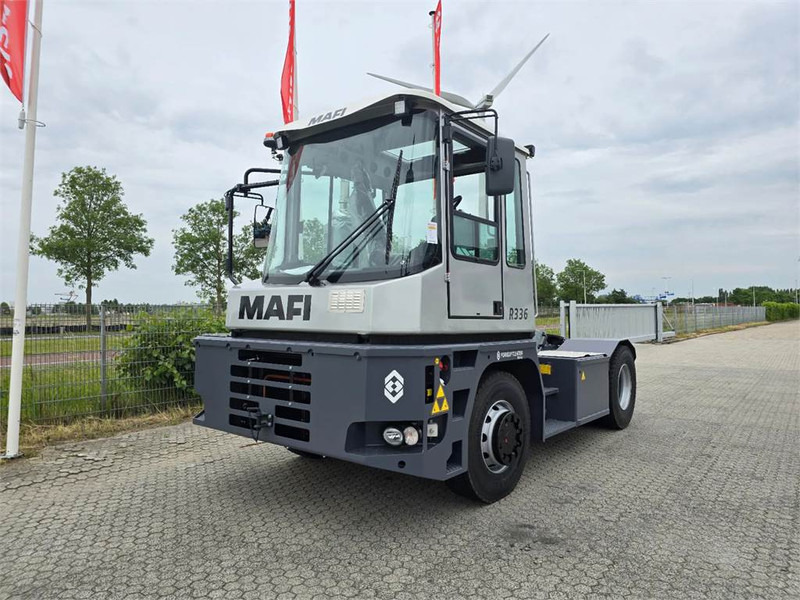 Mafi R336 4x4 - Terminaltraktor: das Bild 2 Mafi R336 4x4 - Terminaltraktor: das Bild 2