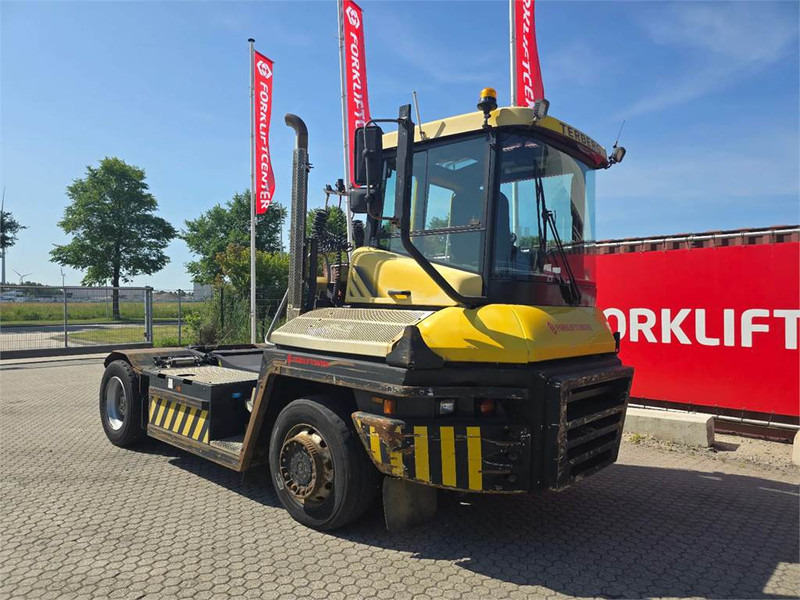Terberg RT223 4x4 - Terminaltraktor: das Bild 1 Terberg RT223 4x4 - Terminaltraktor: das Bild 1