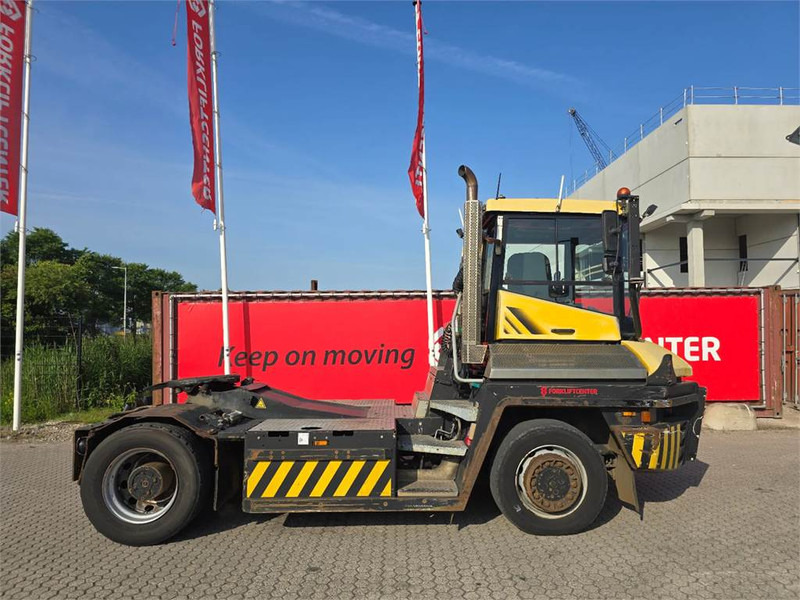 Terberg RT223 4x4 - Terminaltraktor: das Bild 3 Terberg RT223 4x4 - Terminaltraktor: das Bild 3