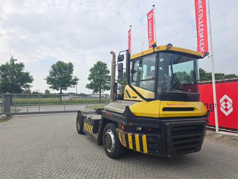 Terberg RT283 4x4 - Terminaltraktor: das Bild 1 Terberg RT283 4x4 - Terminaltraktor: das Bild 1