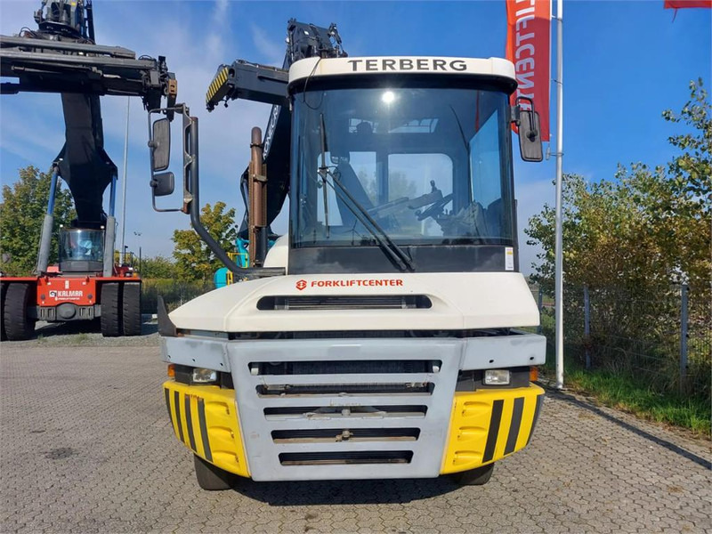 Terberg TT223 - Terminaltraktor: das Bild 5 Terberg TT223 - Terminaltraktor: das Bild 5