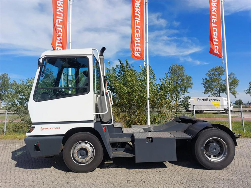 Terberg YT182 - Terminaltraktor: das Bild 4 Terberg YT182 - Terminaltraktor: das Bild 4