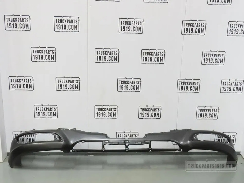 DAF 1953385 Bumper DAFXF106 - Stoßstange für LKW: das Bild 1 DAF 1953385 Bumper DAFXF106 - Stoßstange für LKW: das Bild 1