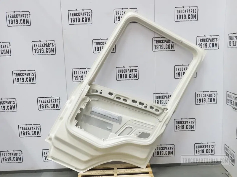 Scania 2653995 Portier Scania Rechts - Tür und Teile für LKW: das Bild 2 Scania 2653995 Portier Scania Rechts - Tür und Teile für LKW: das Bild 2