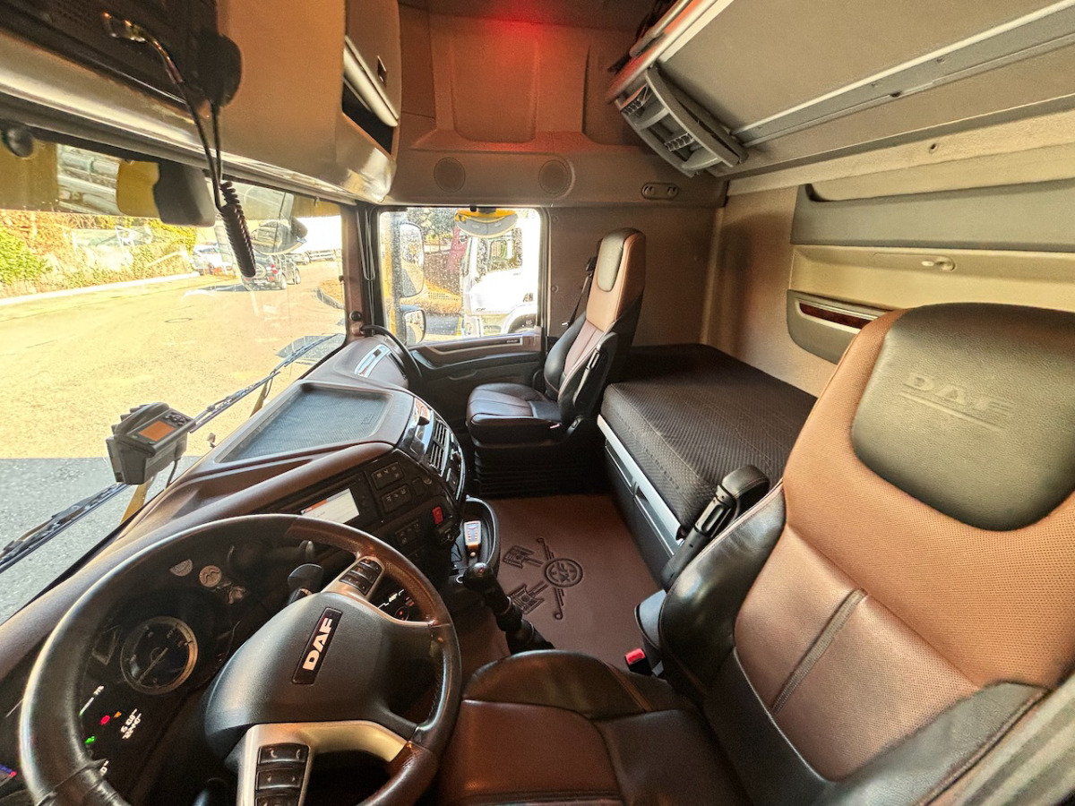 DAF FAN XF 530 LD Jumbo - Plane LKW: das Bild 5 DAF FAN XF 530 LD Jumbo - Plane LKW: das Bild 5