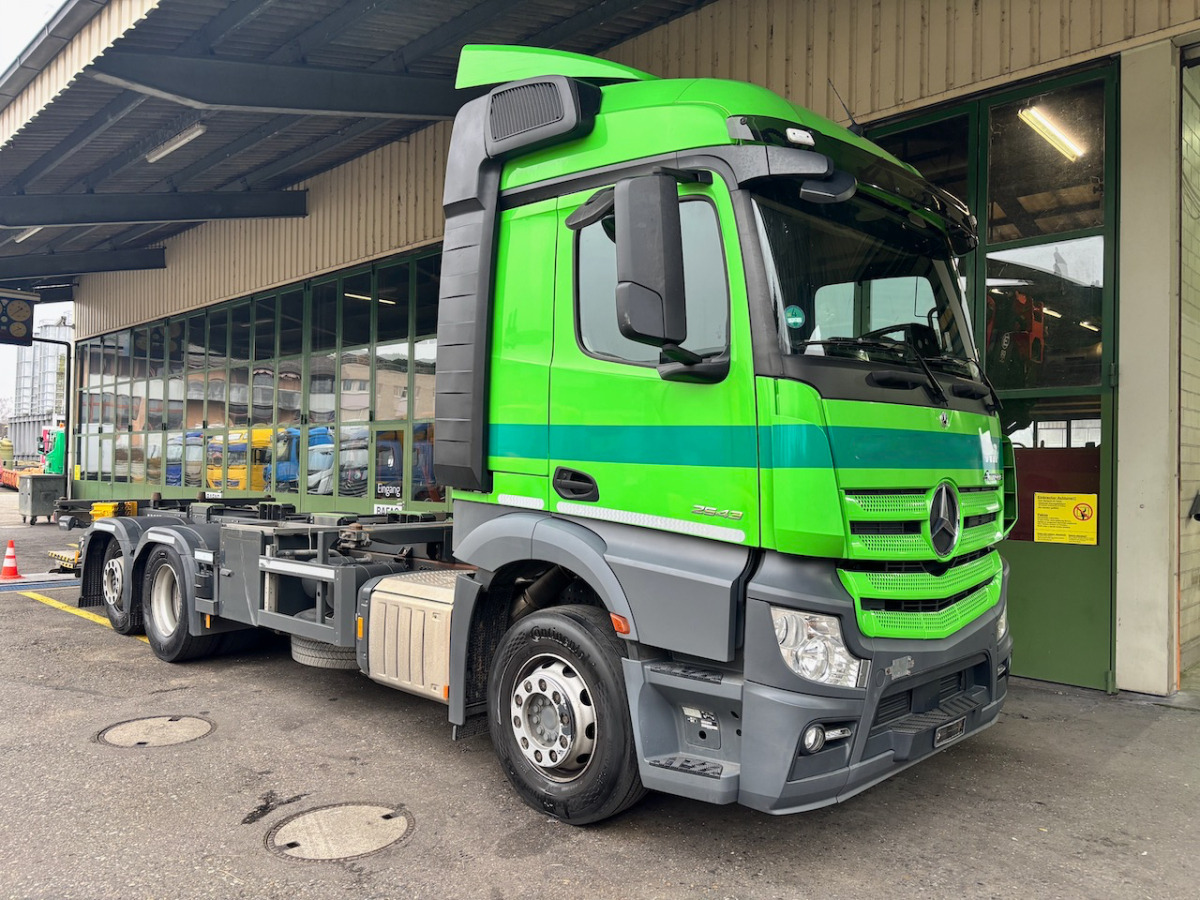 MERCEDES Actros 2543 6x2 Container Transport - Containerwagen/ Wechselfahrgestell LKW: das Bild 1 MERCEDES Actros 2543 6x2 Container Transport - Containerwagen/ Wechselfahrgestell LKW: das Bild 1