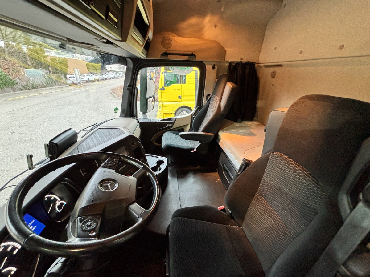 MERCEDES Actros 2543 6x2 - Containerwagen/ Wechselfahrgestell LKW: das Bild 4 MERCEDES Actros 2543 6x2 - Containerwagen/ Wechselfahrgestell LKW: das Bild 4