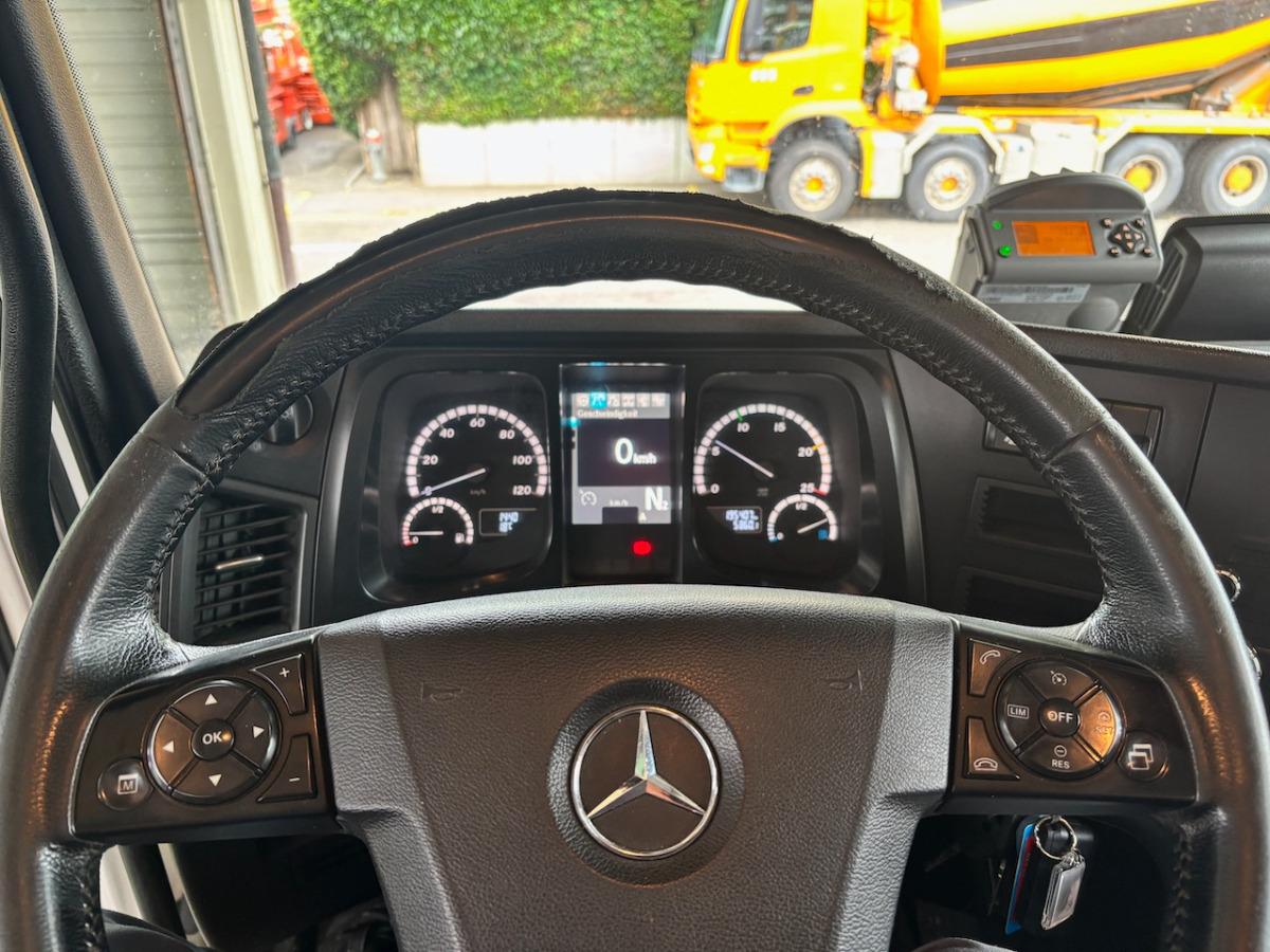 MERCEDES Arocs 3251 - Kipper: das Bild 5 MERCEDES Arocs 3251 - Kipper: das Bild 5