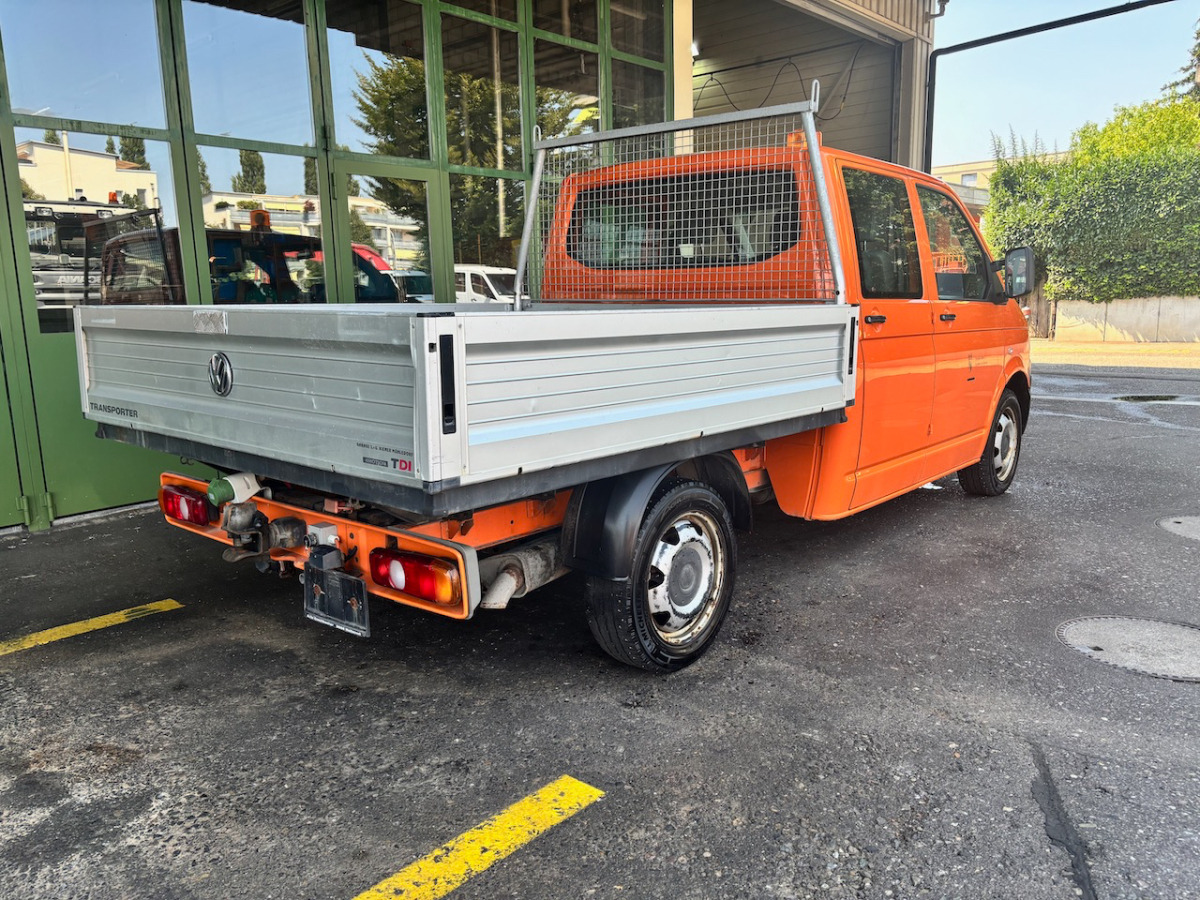 VW T5 Transporter - Pritsche Transporter: das Bild 5 VW T5 Transporter - Pritsche Transporter: das Bild 5