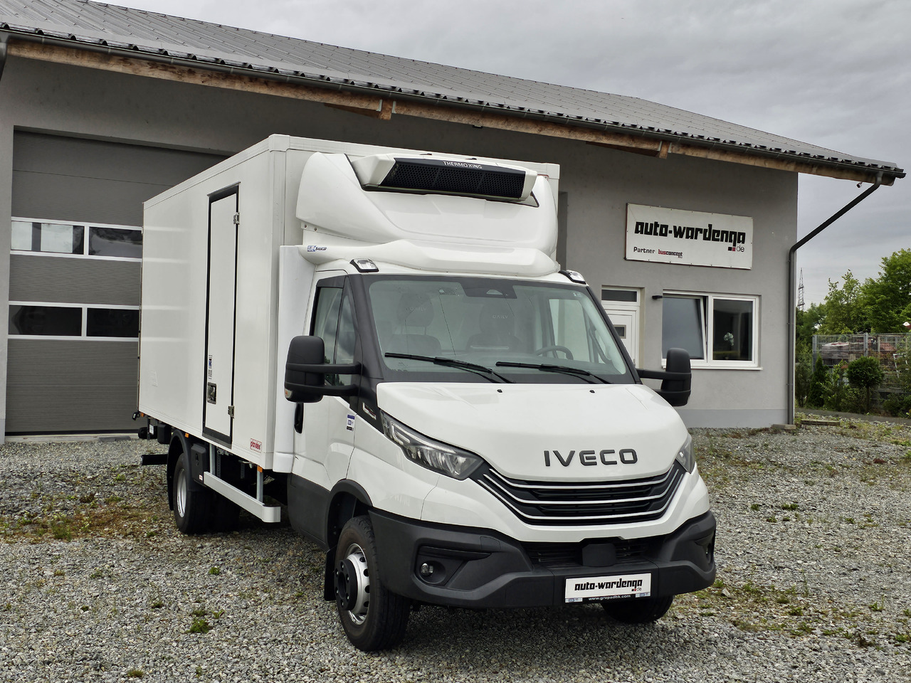 Iveco Daily 70C18 Kühlkoffer LBW BÃR - Kühltransporter: das Bild 1 Iveco Daily 70C18 Kühlkoffer LBW BÃR - Kühltransporter: das Bild 1