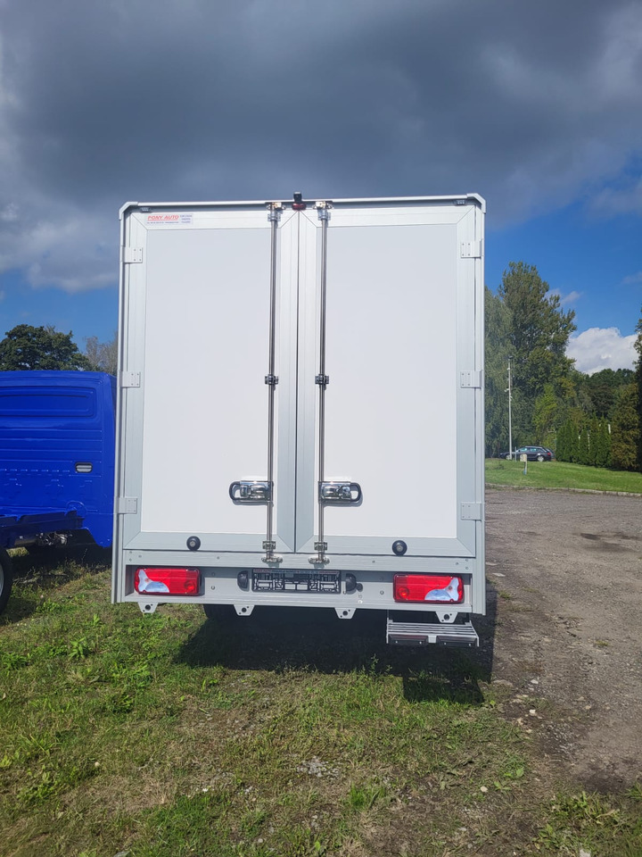 MAN TGE 3.180 Koffer mit Schlafbett - Koffer Transporter, Transporter mit Doppelkabine: das Bild 3 MAN TGE 3.180 Koffer mit Schlafbett - Koffer Transporter, Transporter mit Doppelkabine: das Bild 3