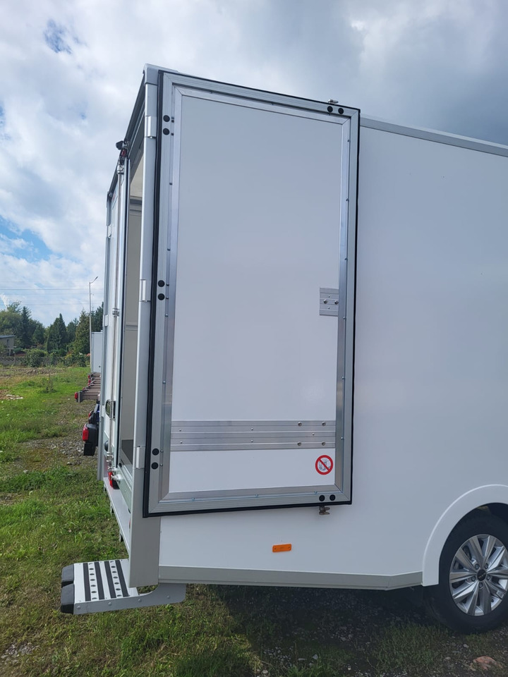 NEU: Koffer Transporter, Transporter mit Doppelkabine MAN TGE 3.180 Koffer mit Schlafbett: das Bild 12
