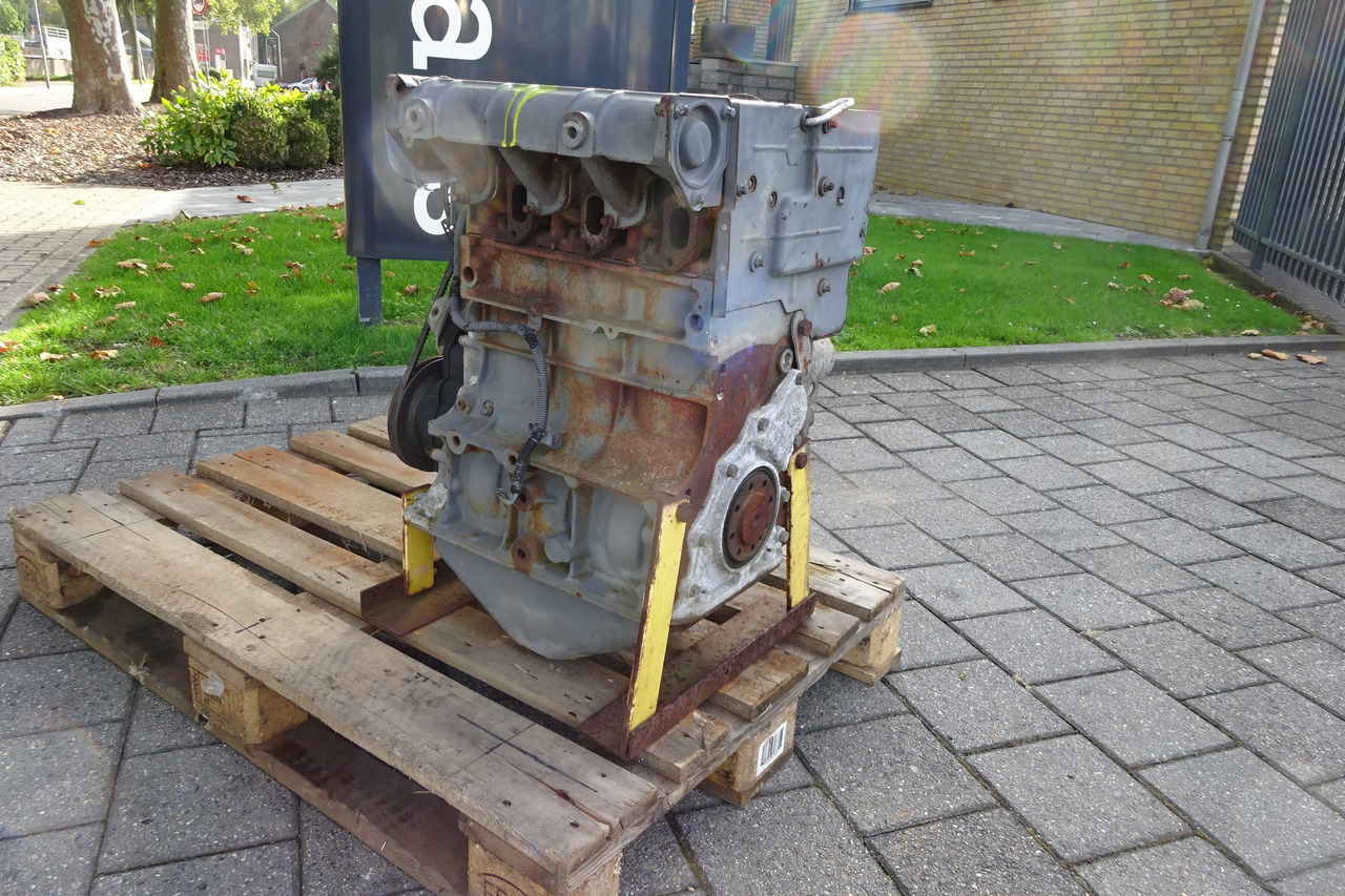 Deutz F 3L 1011F - Motor: das Bild 3 Deutz F 3L 1011F - Motor: das Bild 3