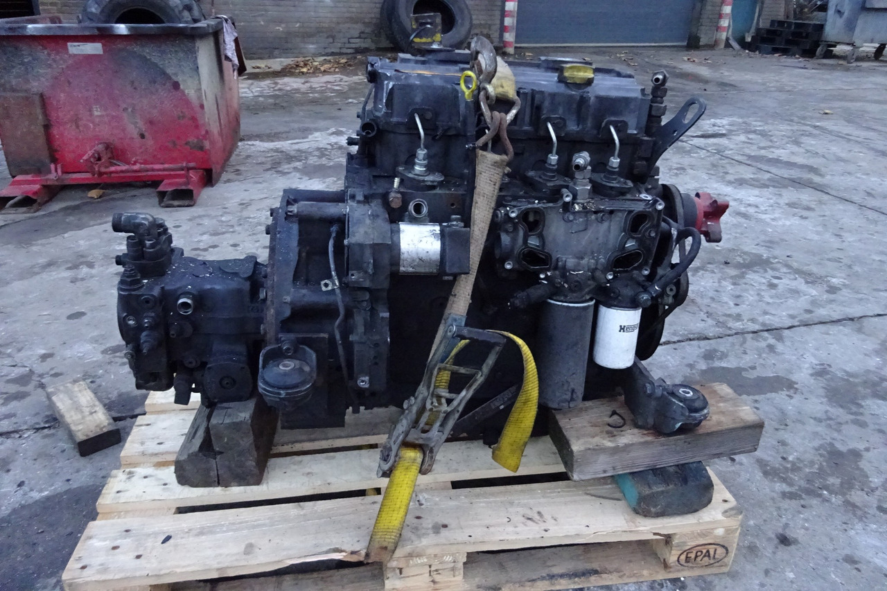 Deutz TD 2012 L04 Damaged - Motor: das Bild 4 Deutz TD 2012 L04 Damaged - Motor: das Bild 4