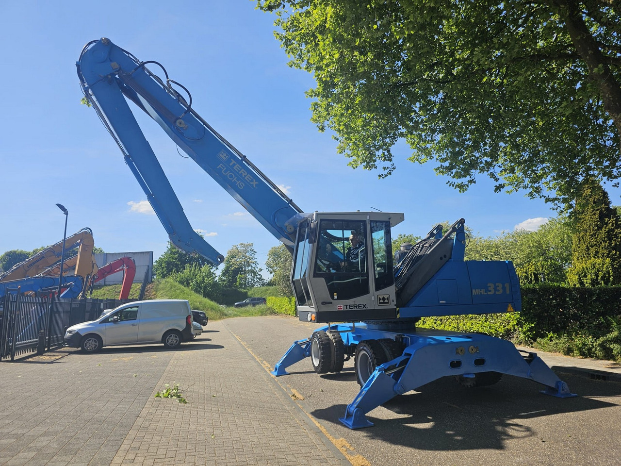 Fuchs MHL 331 Material Handler - Umschlagbagger: das Bild 3 Fuchs MHL 331 Material Handler - Umschlagbagger: das Bild 3
