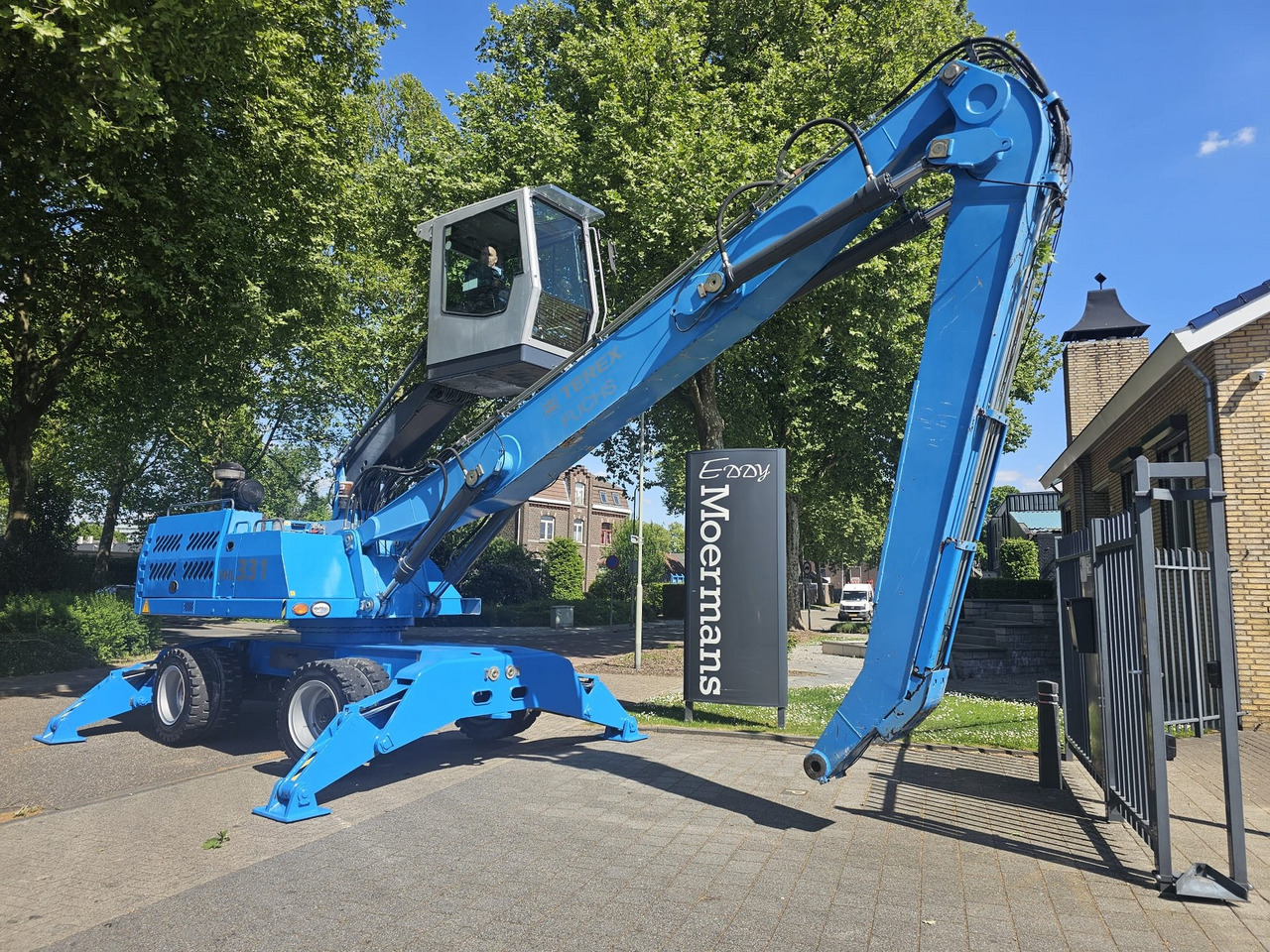 Fuchs MHL 331 Material Handler - Umschlagbagger: das Bild 1 Fuchs MHL 331 Material Handler - Umschlagbagger: das Bild 1