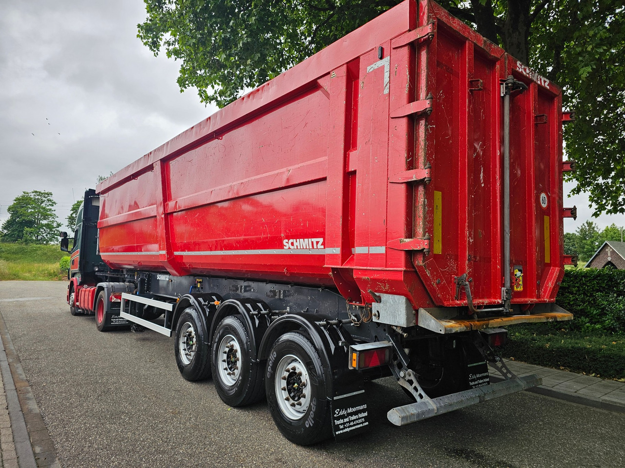 Schmitz SGF-S3 Scraptipper 55 M3 - Kipper Auflieger: das Bild 2 Schmitz SGF-S3 Scraptipper 55 M3 - Kipper Auflieger: das Bild 2
