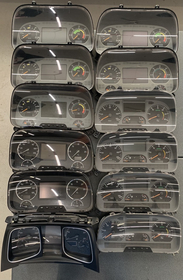 MERCEDES ACTROS MP1-MP2-MP3-MP4-ATEGO2 ELECTRONIC INSTRUMENT EURO 2/3/4/5 - Tachograph für LKW: das Bild 5 MERCEDES ACTROS MP1-MP2-MP3-MP4-ATEGO2 ELECTRONIC INSTRUMENT EURO 2/3/4/5 - Tachograph für LKW: das Bild 5