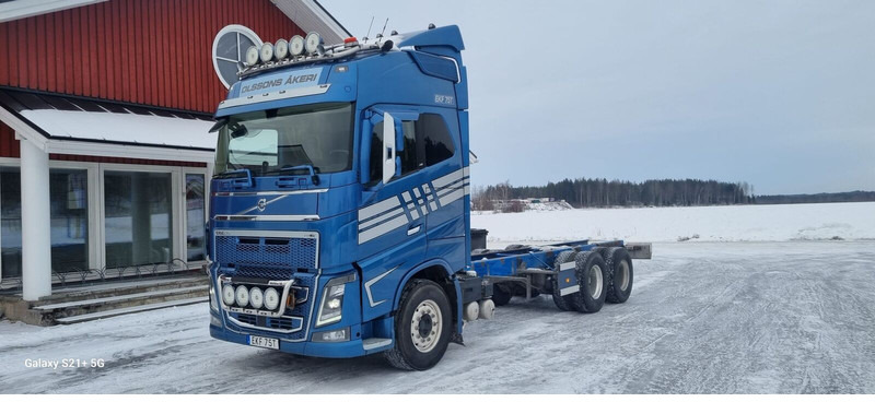 Volvo FH750 - Fahrgestell LKW: das Bild 4 Volvo FH750 - Fahrgestell LKW: das Bild 4