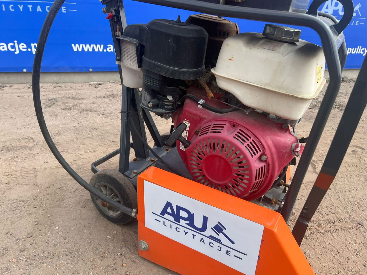 BELLE CSXA01 - Baugeräte: das Bild 5 BELLE CSXA01 - Baugeräte: das Bild 5