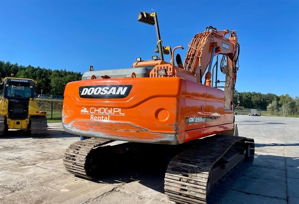 Doosan DX255LC-3 - Kettenbagger: das Bild 4 Doosan DX255LC-3 - Kettenbagger: das Bild 4